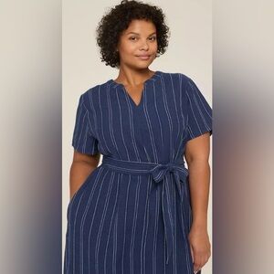 EUC Lane Bryant Embroidered Split-Neck Midi Dress Size 24 With Pockets